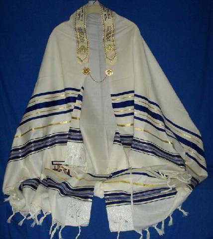 Are The Tallit and Tzitzit of the Jews Equivalent to Prayer Beads Used